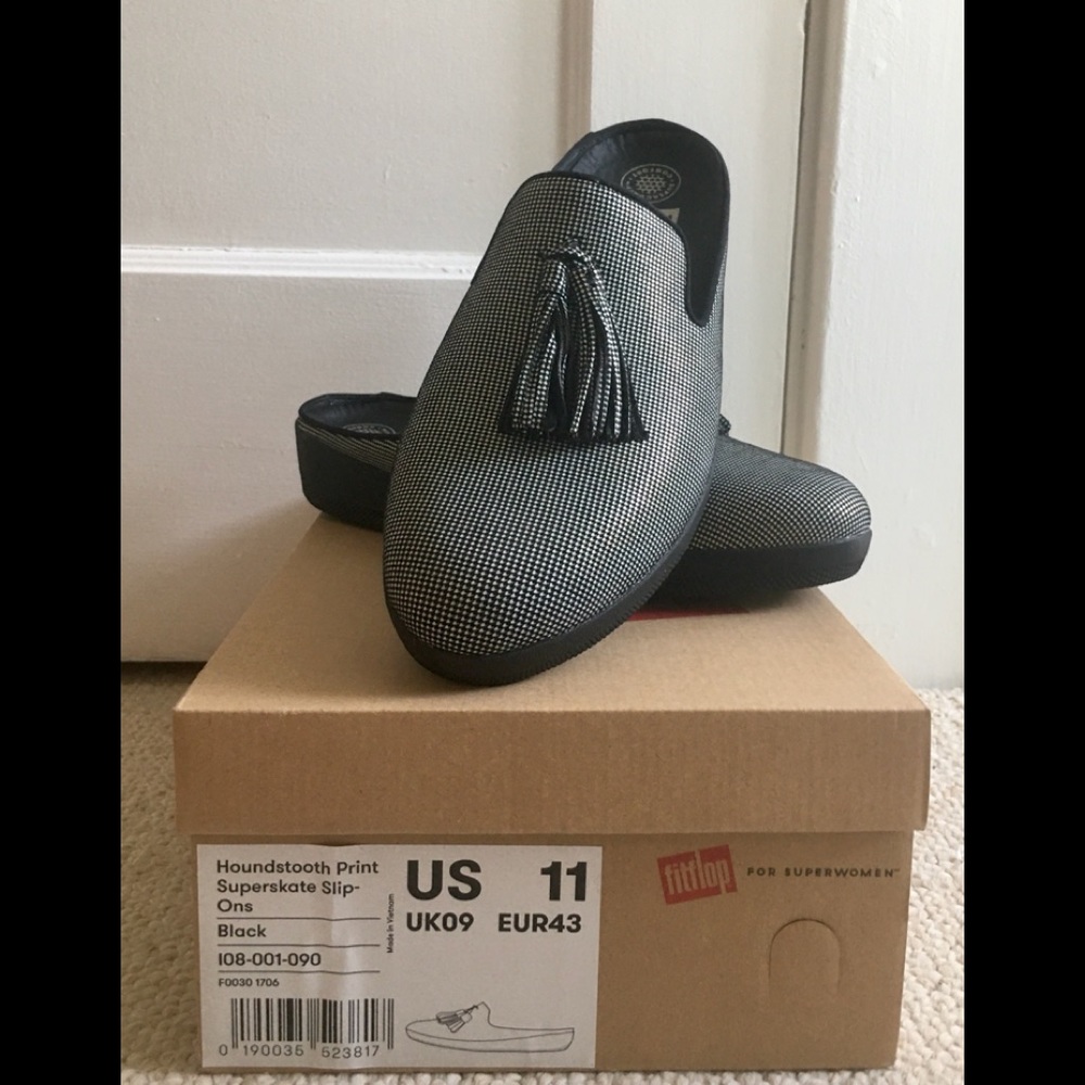 BRAND NEW: Houndstooth FitFlop SUPERSKATE Slip-Ons